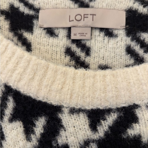 LOFT Size 10 Black and White Houndstooth Sweater - Picture 3 of 5